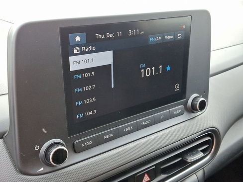 Used 2023 Hyundai Kona SEL w/ Cargo Package image 16