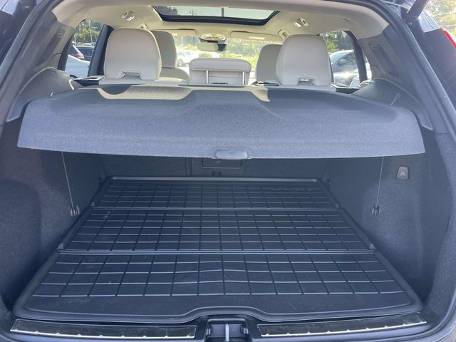 Certified 2023 Volvo XC40 B5 Ultimate w/ Protection Package Premier AWD/4WD image 10
