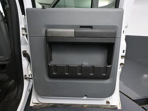 Used 2011 Ford F350 XLT w/ Camper Pkg AWD/4WD image 34