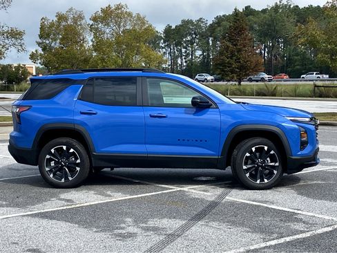 New 2025 Chevrolet Equinox RS w/ Safety and Technology Package image 32