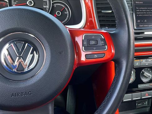 Used 2017 Volkswagen Beetle 1.8T SE image 25