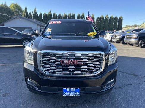 Used 2018 GMC Yukon Denali w/ Denali Ultimate Package AWD/4WD image 2