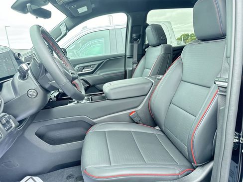 New 2024 Chevrolet Silverado EV RST image 17