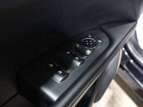 Used 2023 Lincoln Nautilus Reserve w/ Equipment Group 201A image 14