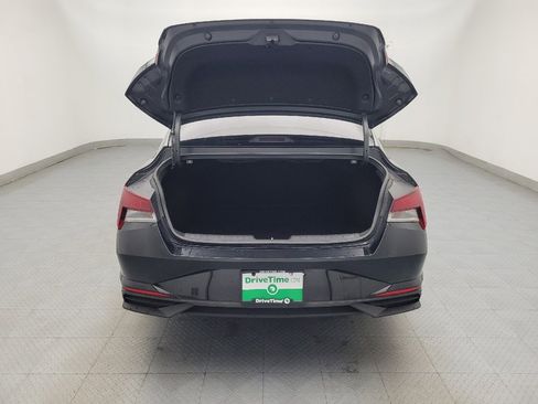 Used 2021 Hyundai Elantra SEL FWD image 29