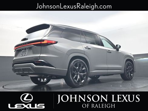 New 2026 Lexus TX 500h AWD image 19