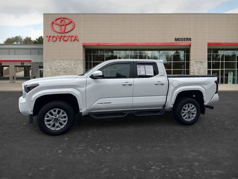 Certified 2024 Toyota Tacoma SR5 RWD image 1