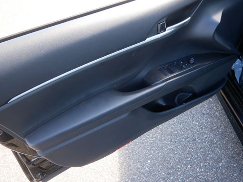 Used 2023 Toyota Camry SE FWD image 20