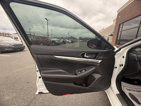 Used 2020 Nissan Maxima 3.5 SL w/ Floor Mat Group image 18