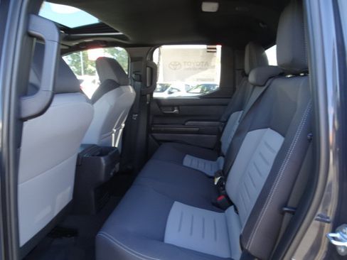 Used 2026 Toyota Tacoma TRD Sport w/ TRD Sport Upgrade Package AWD/4WD image 21