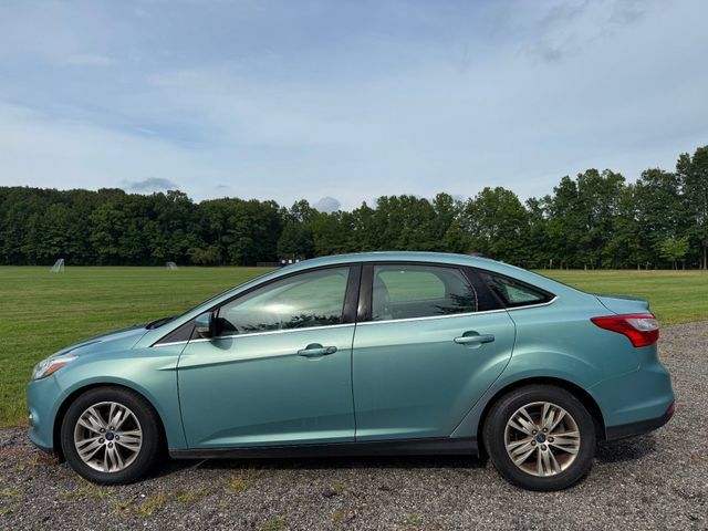 Used 2012 Ford Focus SEL FWD image 2
