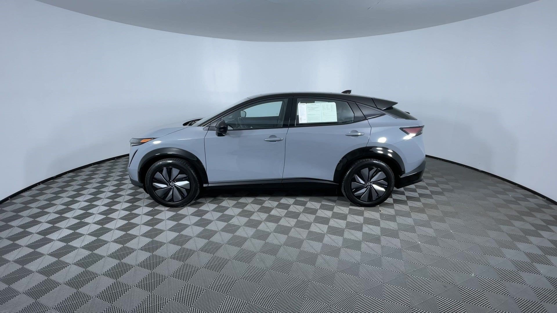 Certified 2024 Nissan Ariya AWD image 5