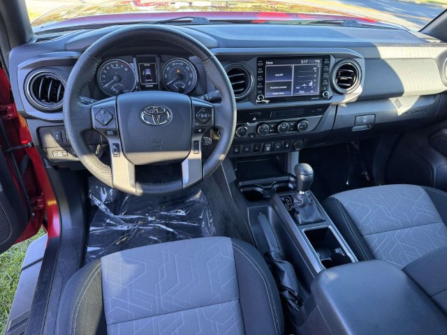 Used 2023 Toyota Tacoma TRD Off-Road w/ Technology Package AWD/4WD image 20