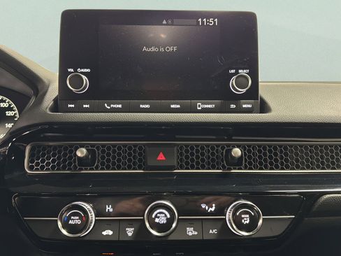 Used 2025 Honda Civic Sport image 30