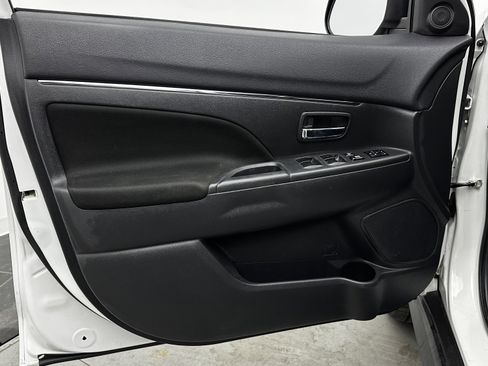 Used 2021 Mitsubishi Outlander Sport ES image 10