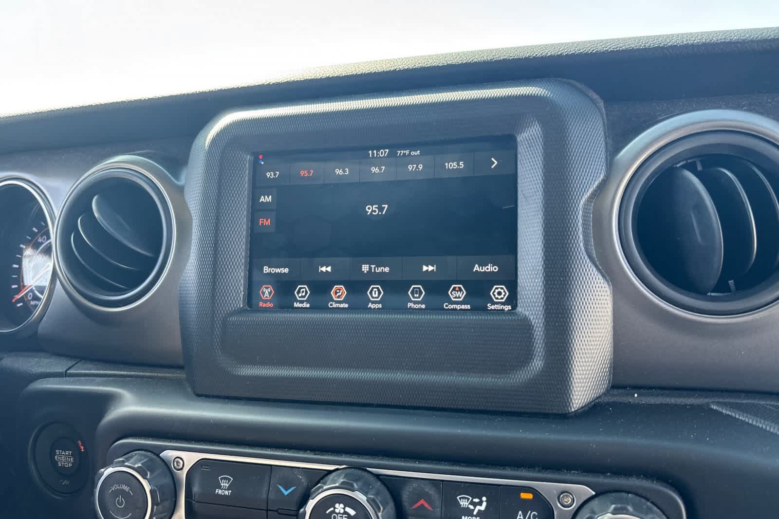 Used 2023 Jeep Wrangler Sport AWD/4WD image 20