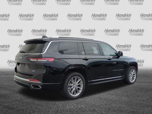 Used 2022 Jeep Grand Cherokee L Summit w/ Luxury Tech Group V AWD/4WD image 10