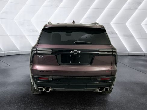 Used 2025 Chevrolet Traverse RS FWD image 5