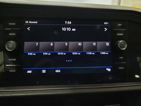 Used 2019 Volkswagen Jetta SEL FWD image 25
