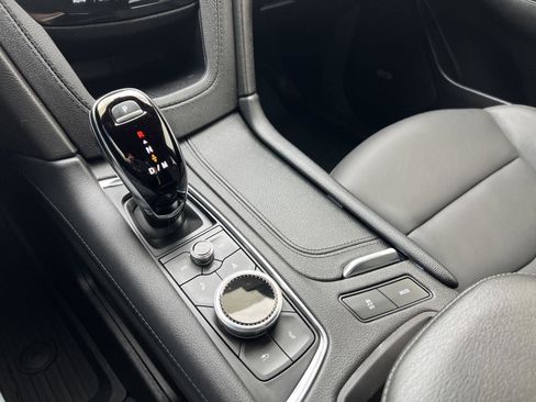 Used 2024 Cadillac XT6 Sport w/ Technology Package image 34