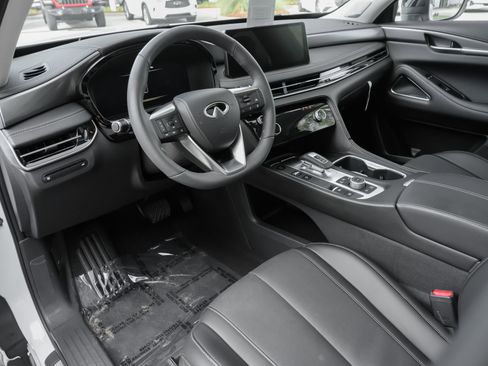 Certified 2026 INFINITI QX60 Luxe w/ Cargo Package FWD image 7