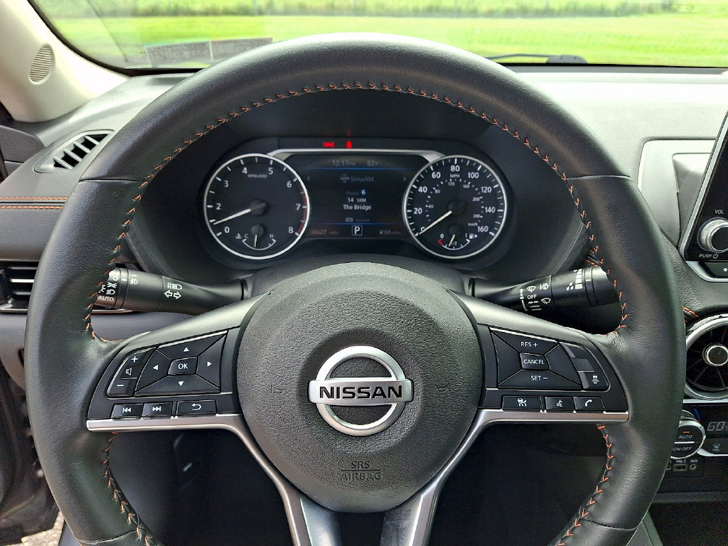 Used 2023 Nissan Sentra SR w/ Electronics Package FWD image 19