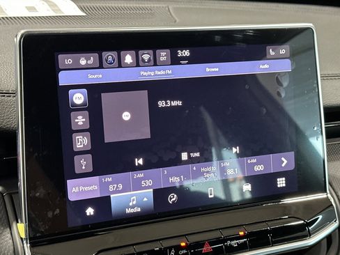 New 2026 Jeep Compass Limited image 19