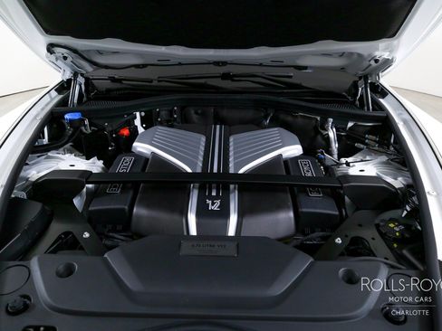 Certified 2024 Rolls-Royce Phantom Sedan RWD image 42