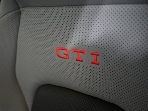 New 2026 Volkswagen GTI SE FWD image 26