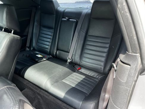 Used 2013 Dodge Challenger SXT Plus RWD image 20
