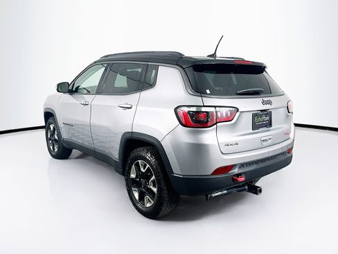 Used 2017 Jeep Compass Trailhawk AWD/4WD image 5