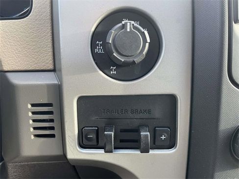 Used 2014 Ford F150 XLT w/ Equipment Group 302A Luxury image 20