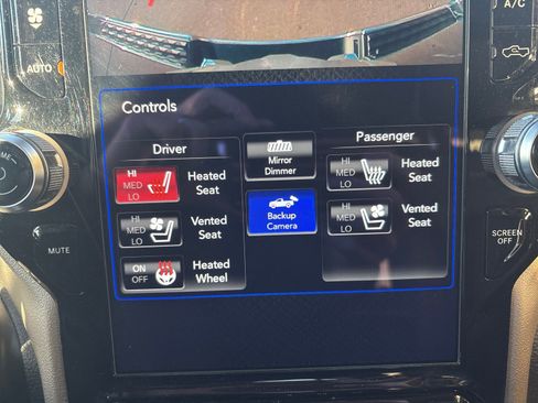 Used 2020 RAM 1500 Laramie image 26