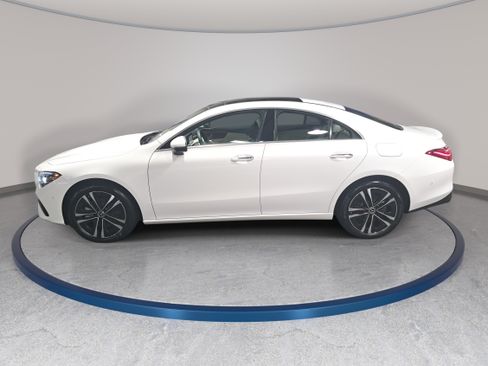 Used 2026 Mercedes-Benz CLA 250 image 9