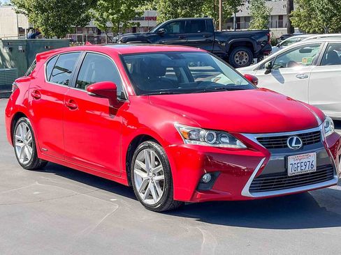 Used 2014 Lexus CT 200h image 5