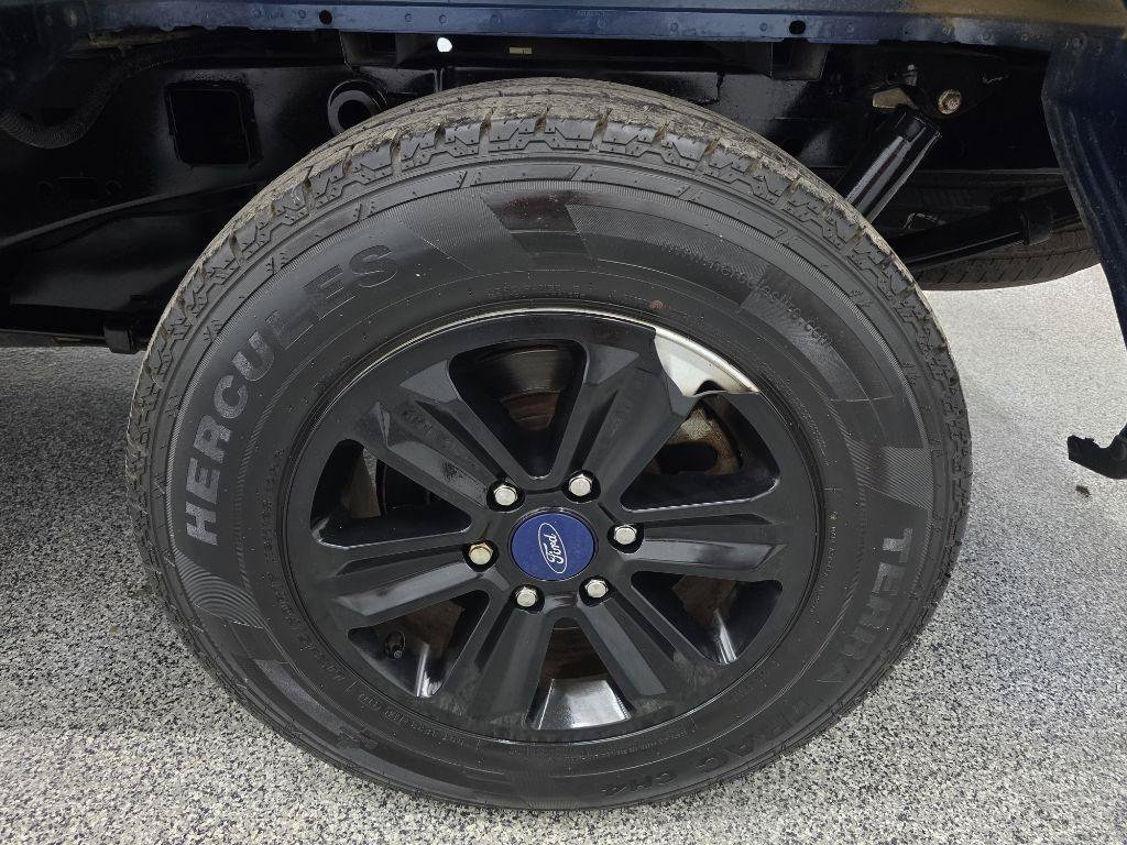 Used 2015 Ford F150 XLT w/ Equipment Group 301A Mid RWD image 30