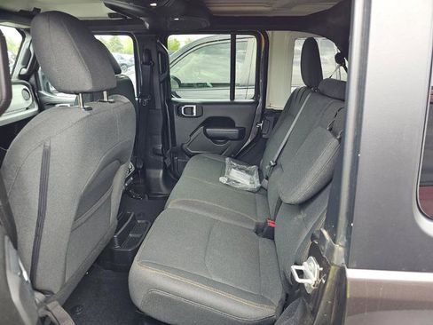 Used 2025 Jeep Wrangler Unlimited Sport S 4xe AWD/4WD image 11