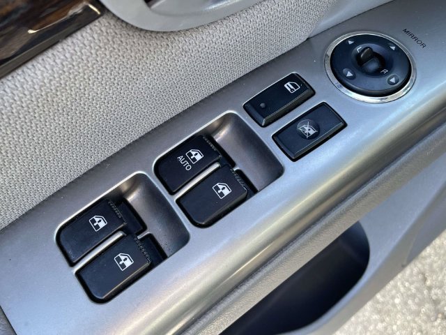 Used 2010 Hyundai Santa Fe GLS FWD image 20