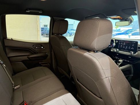 Used 2024 GMC Canyon Elevation w/ Convenience Package RWD image 17
