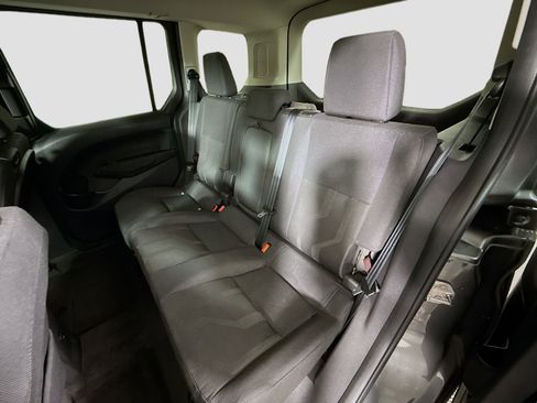 Used 2016 Ford Transit Connect XLT image 24