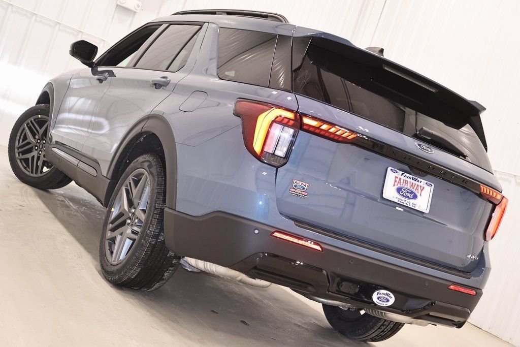 New 2026 Ford Explorer ST-Line w/ ST-Line Street Pack AWD/4WD image 36