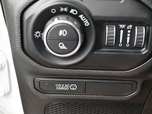 Used 2021 Jeep Gladiator Rubicon AWD/4WD image 19