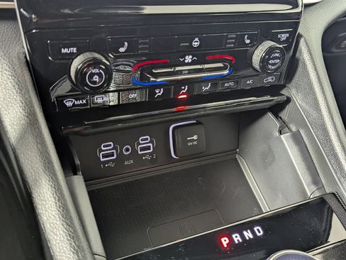 New 2025 Jeep Grand Cherokee L Altitude RWD image 23