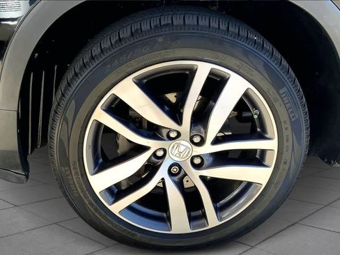 Used 2017 Honda Pilot Elite image 11