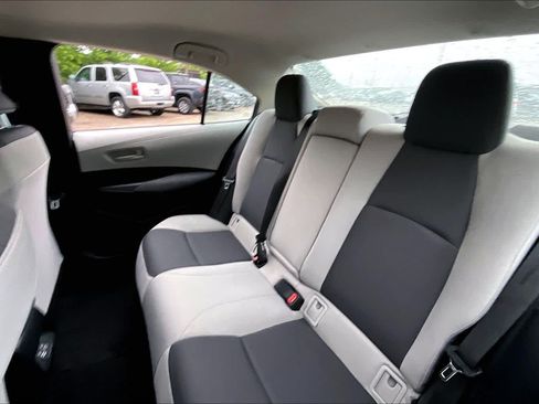 Used 2025 Toyota Corolla LE FWD image 20