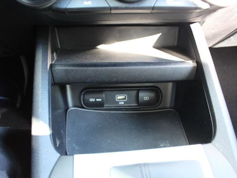 Certified 2024 Kia Forte LXS w/ LXS Technology Package image 23