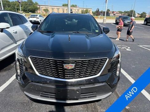 Used 2020 Cadillac XT4 Premium Luxury AWD/4WD image 2