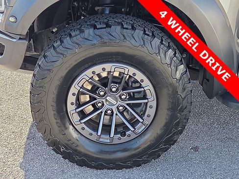 Used 2019 Ford F150 Raptor w/ Equipment Group 802A Luxury image 7