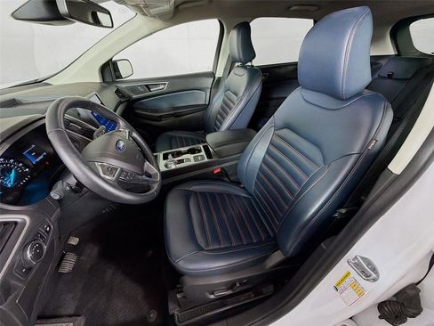 Used 2023 Ford Edge SEL w/ Sport Appearance Package AWD/4WD image 11