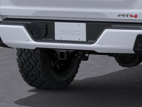 New 2026 GMC Canyon AT4 AWD/4WD image 15